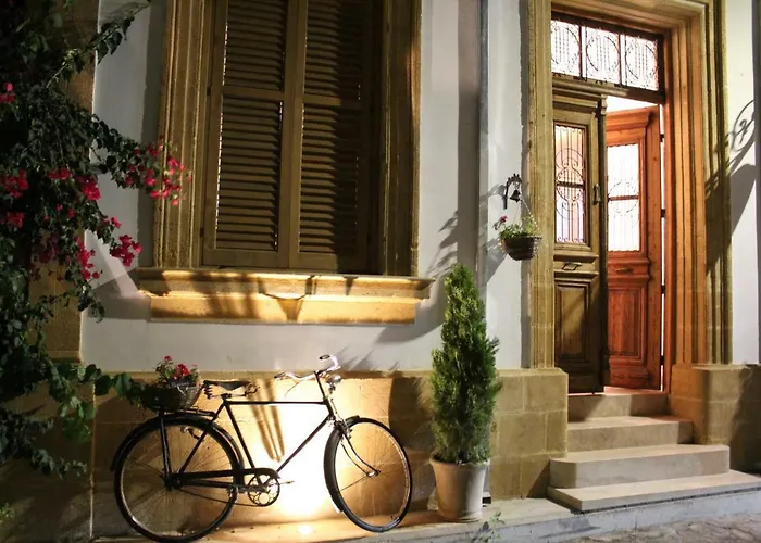 Pedieos ゲストハウス