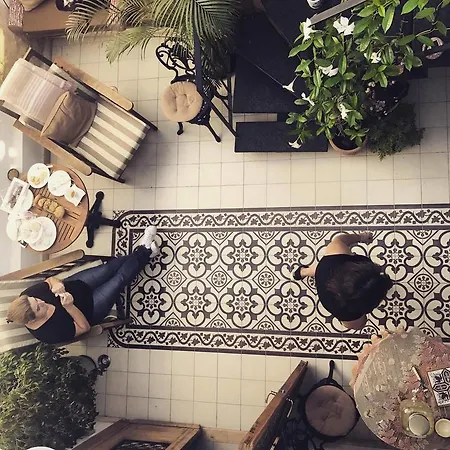 בית הארחה Pedieos 4*