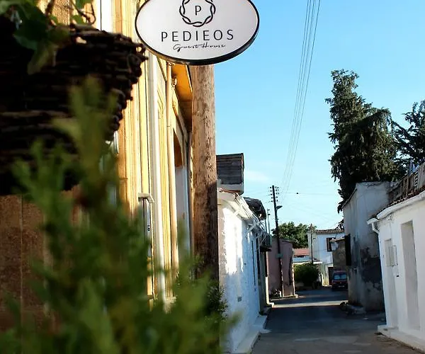 Pedieos Guest house 4*